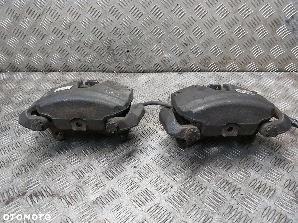 TARCZE HAMULCOWE PRZÓD + ZACISKI AUDI Q5 8R 3.2 FSI - 10