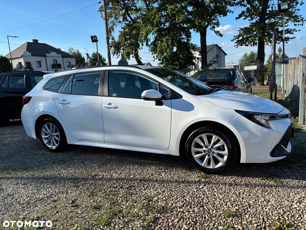 Toyota Corolla - 13