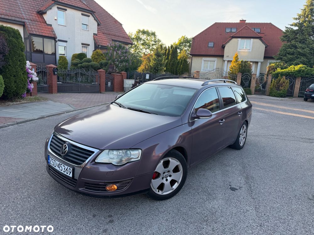 Volkswagen Passat 2.0 TDI DPF Highline DSG - 1