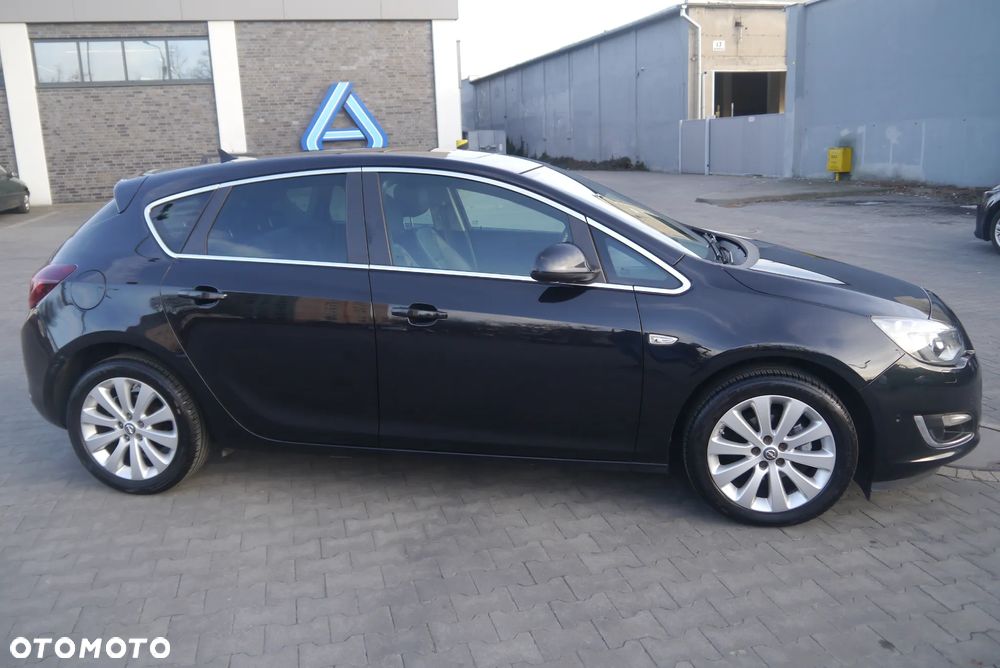 Opel Astra 1.4 Turbo Exklusiv - 6