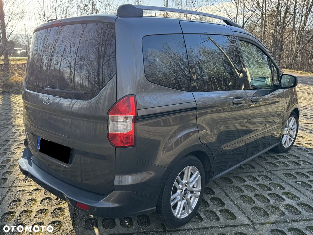 Ford Tourneo Courier 1.5 TDCi Ambiente - 6