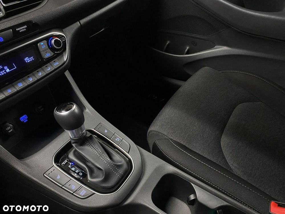 Hyundai i30 - 32