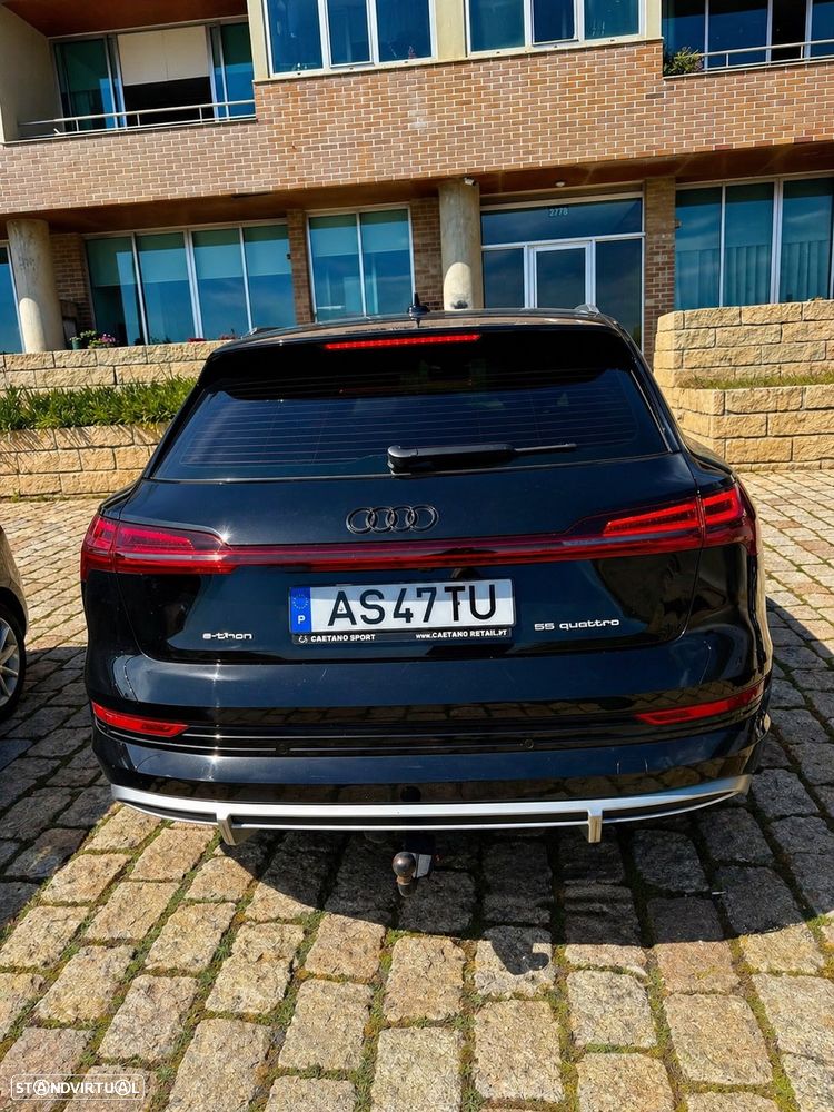 Audi e-tron 55 quattro S line - 5