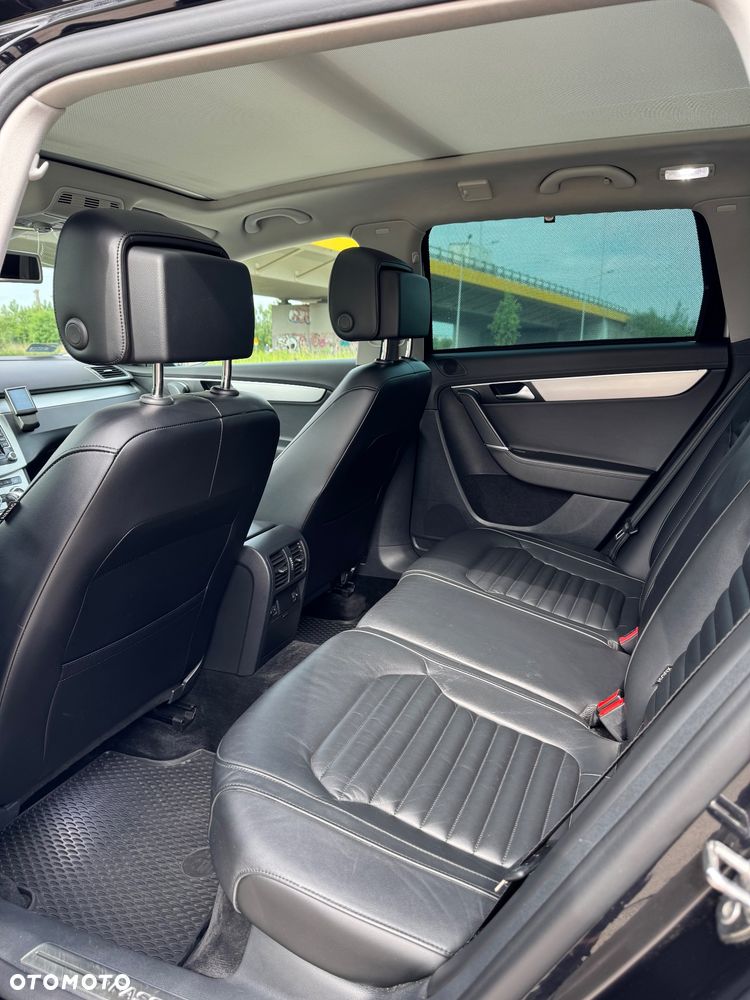 Volkswagen Passat 2.0 TDI Highline DSG - 12