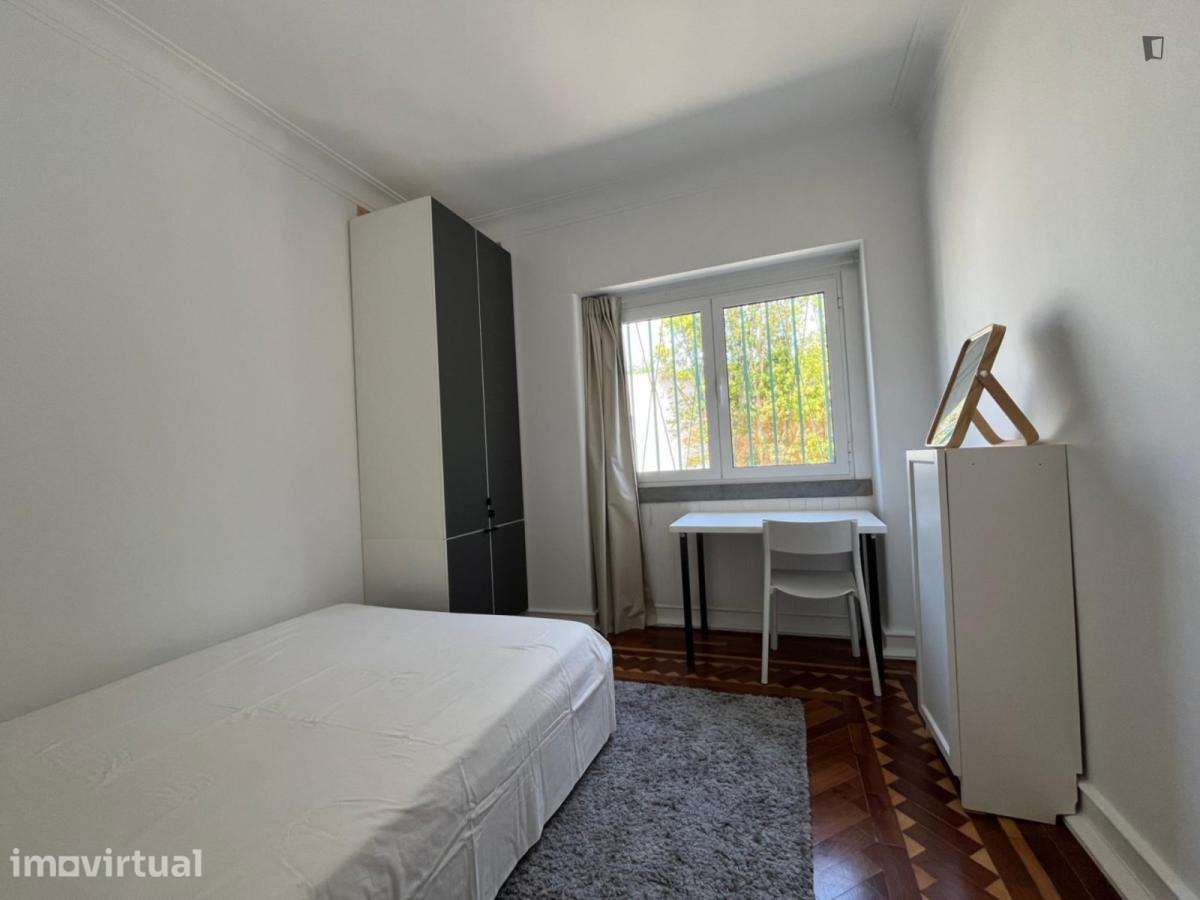 Quarto - localizado em Carcavelos Lisbon - Grande imagem: 5/18