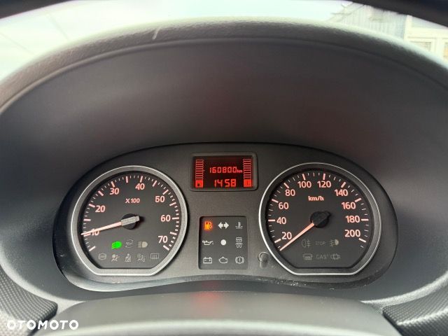 Dacia Sandero Stepway 1.6 - 13