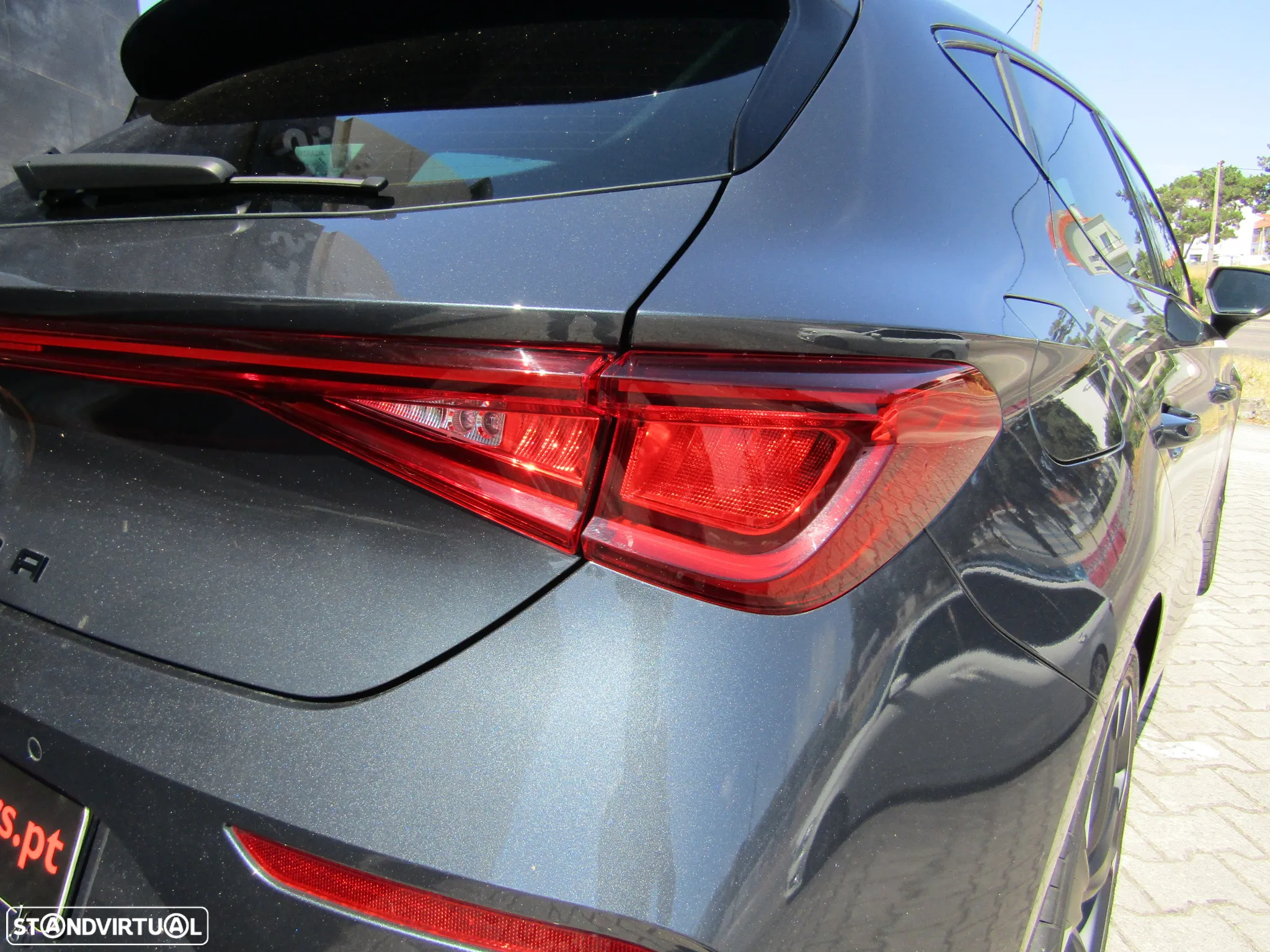 Cupra Leon 1.4 e-Hybrid VZ DSG - 9