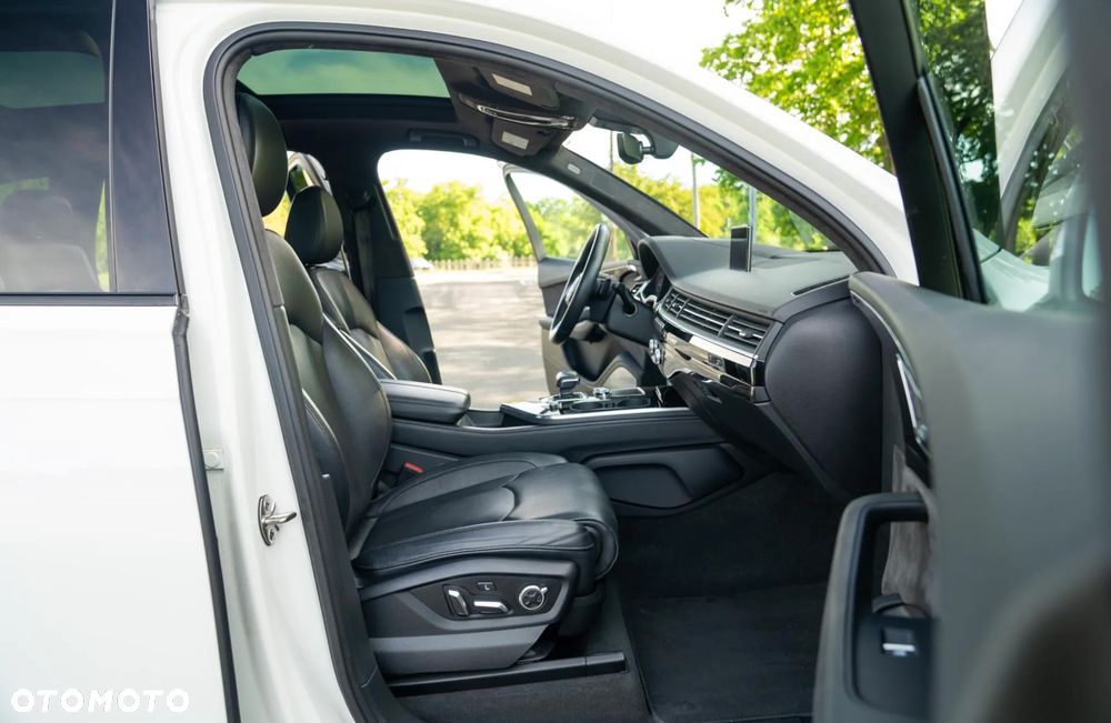 Audi Q7 - 9