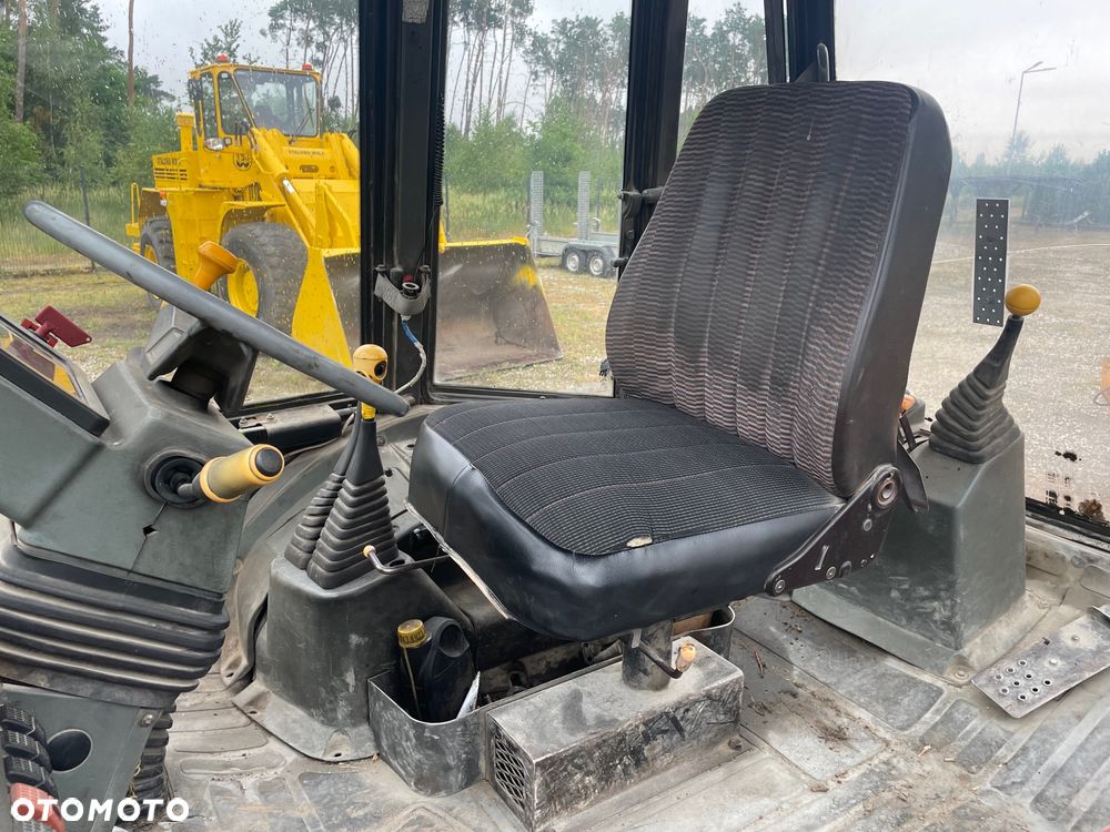 JCB 3CX - 9