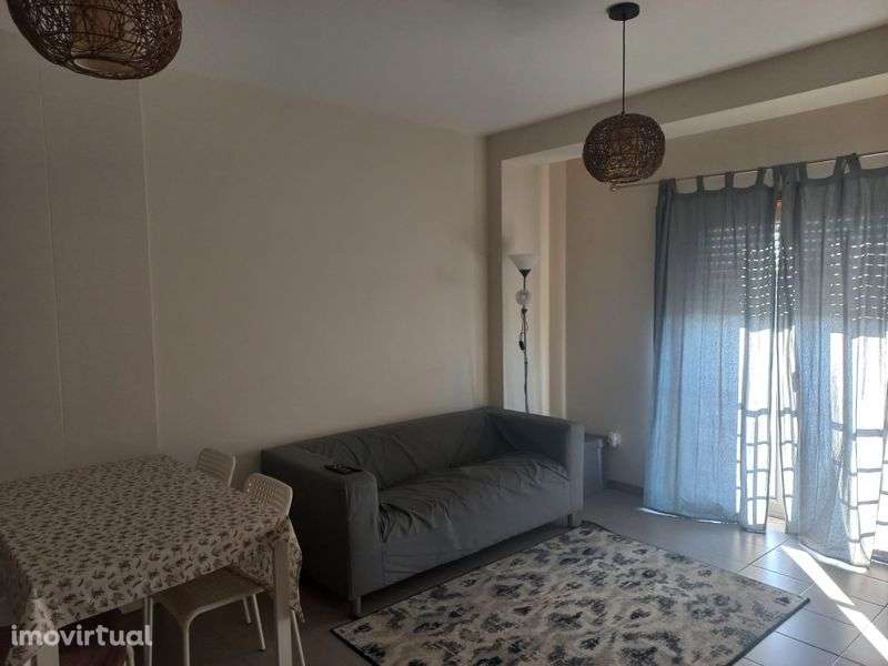 T1 mobilado - Aveiro Glicíneas - Grande imagem: 4/7