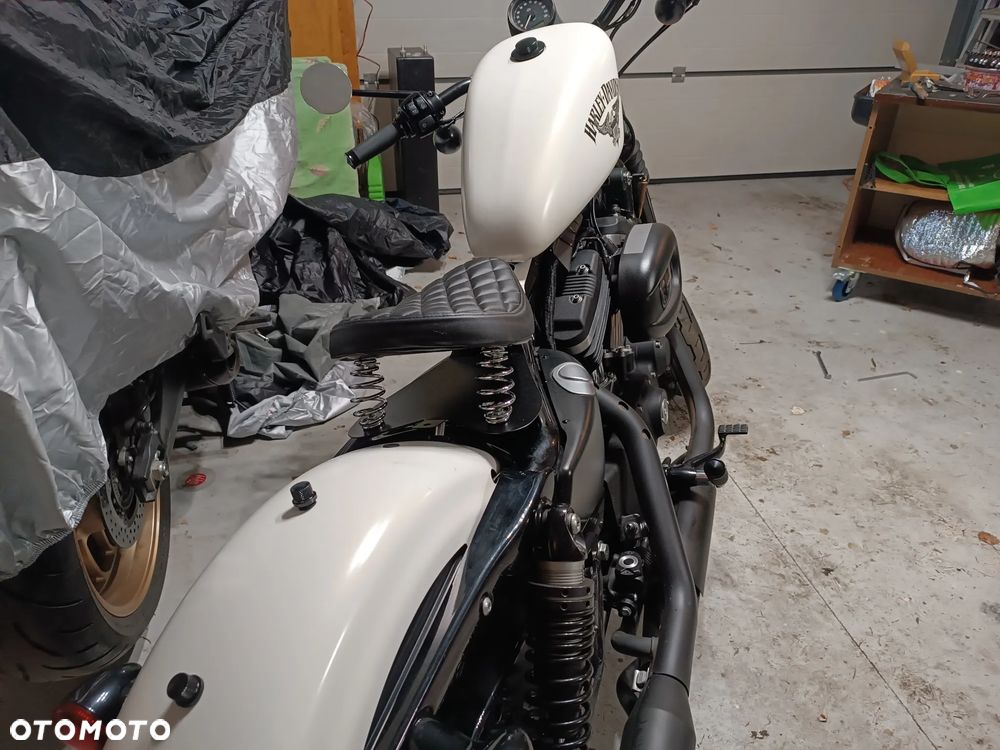 Harley-Davidson Sportster Custom 1200C - 10