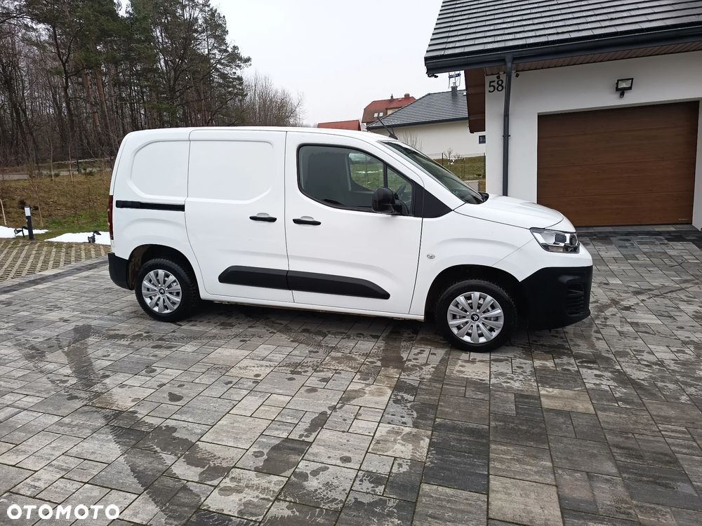Citroën BERLINGO - 16