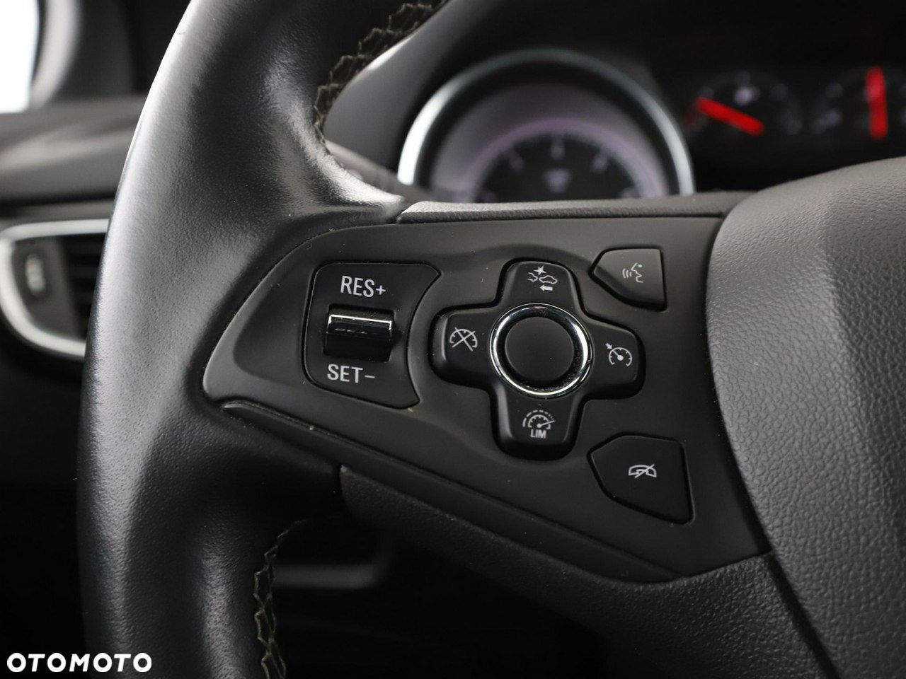 Opel Astra 1.4 Turbo Dynamic - 30