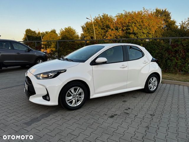 Toyota Yaris - 1