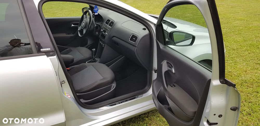 Volkswagen Polo - 8