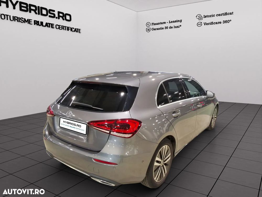 Mercedes-Benz A 180 d 8G-DCT - 4