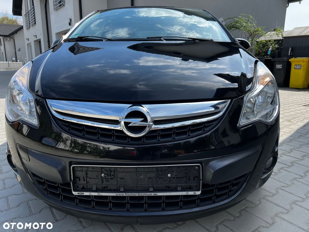 Opel Corsa 1.4 16V Satellite - 12
