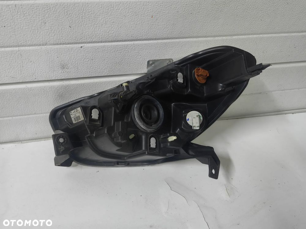 Dacia Dokker lampa przednia prawa - 5