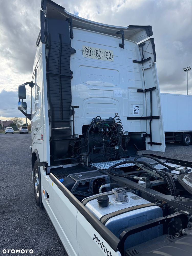 Volvo FH 500 / Euro 6 / Automat / Full Spoiler / I COOL Park / Lodówka / Import France - 17