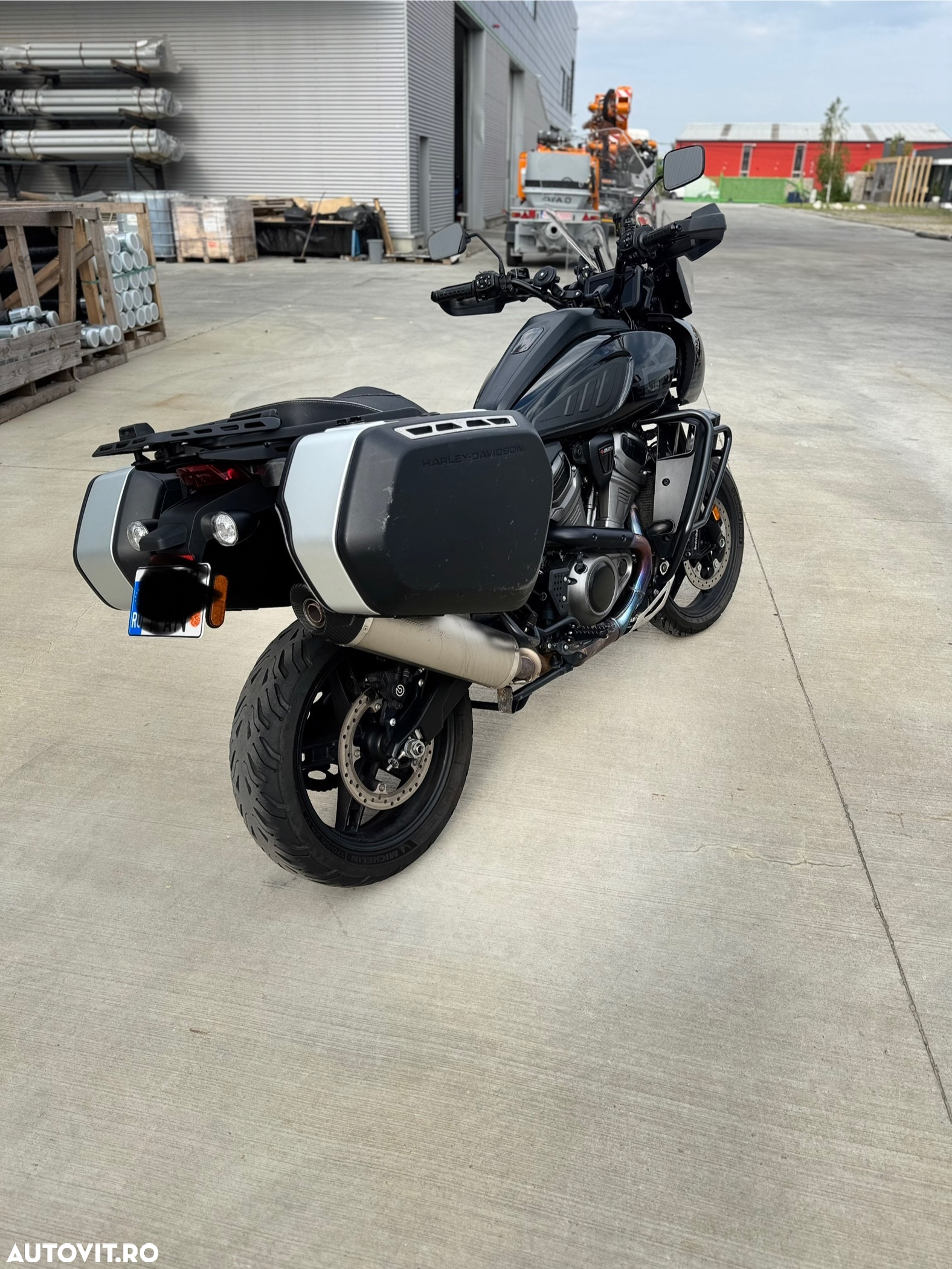 Harley-Davidson Pan America 1250 Special - 3
