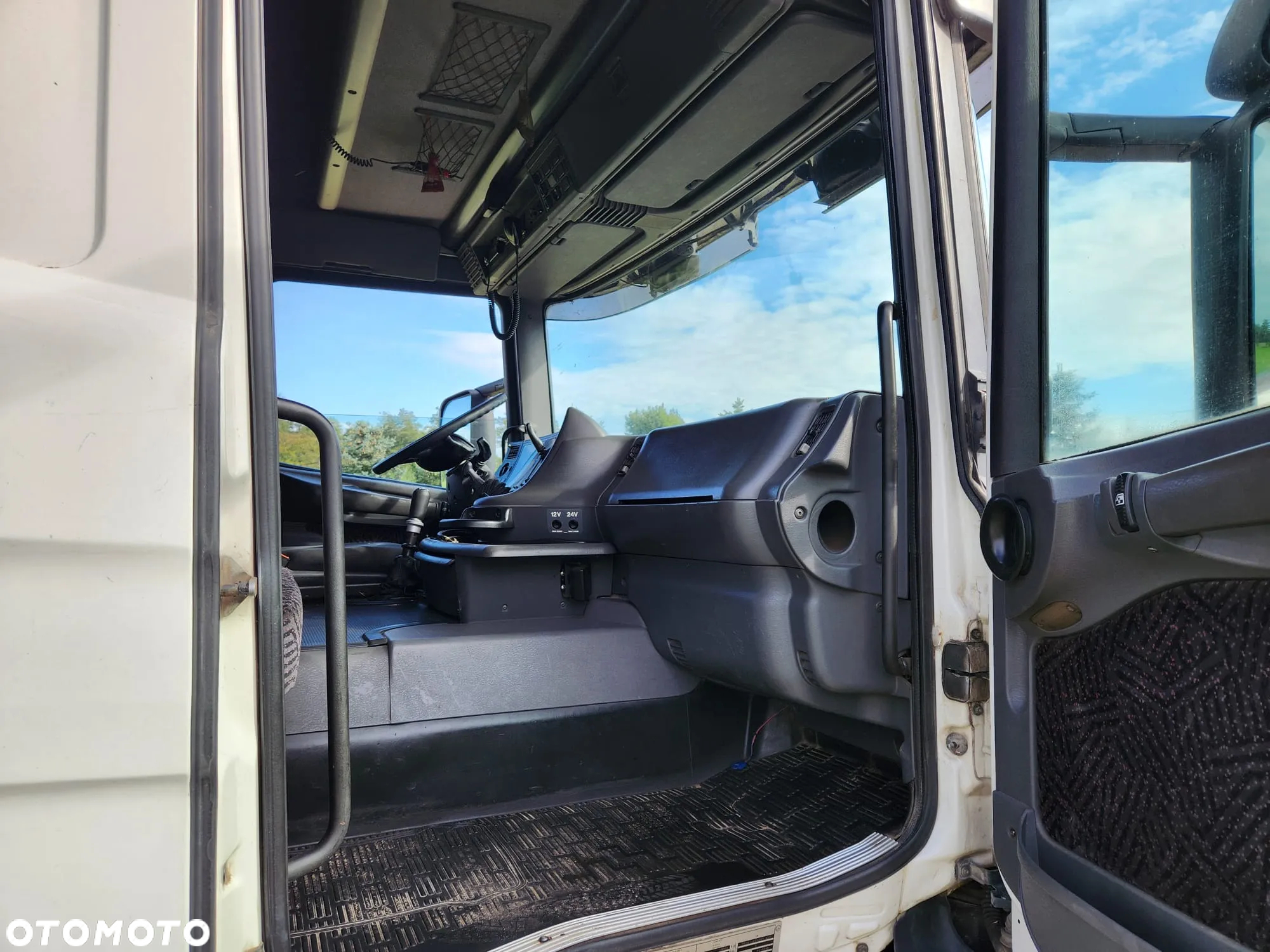 Scania 124 - 10