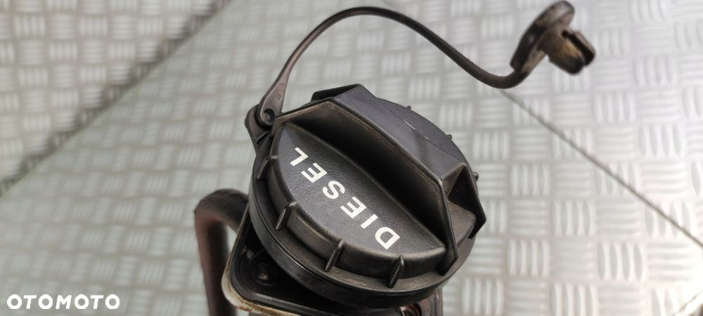 wlew rura baku zbiornika paliwa HYUNDAI TUCSON I 1 2,0 CRDI 2004-2010 EURO - 6