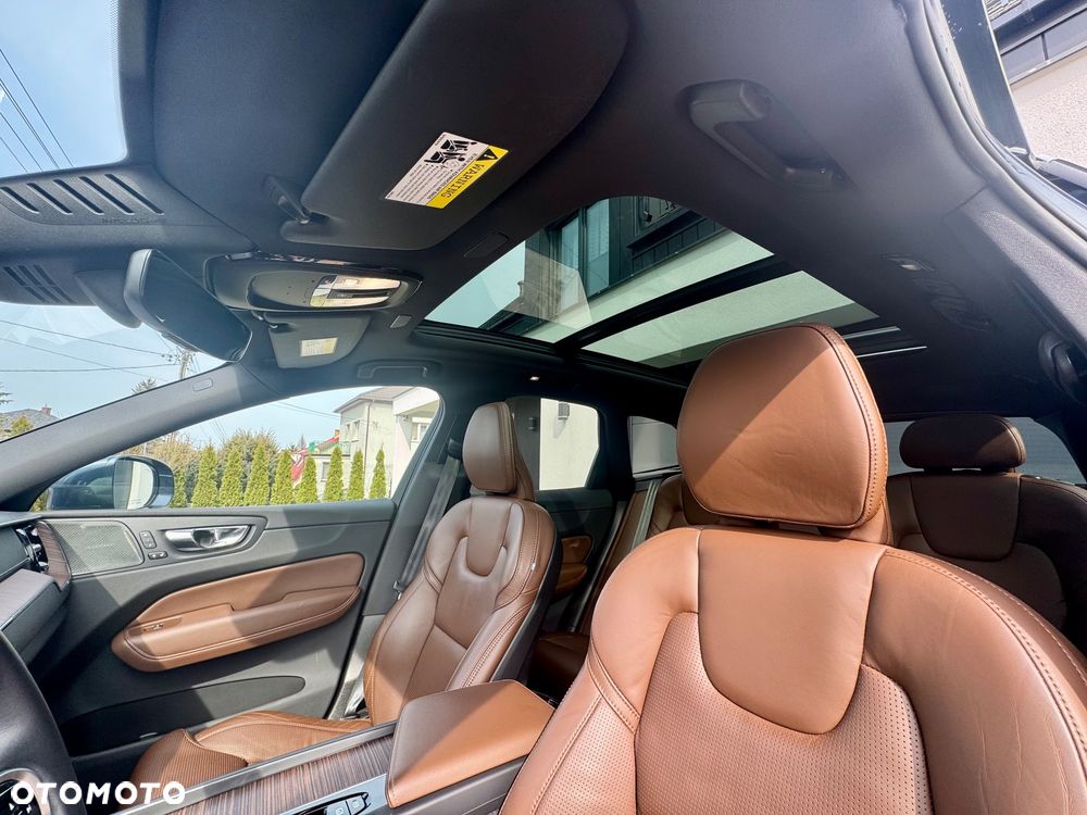 Volvo XC 60 B5 B AWD Inscription - 21