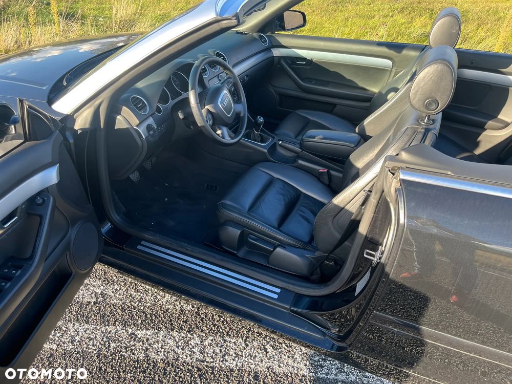 Audi A4 Cabrio 2.0 TDI DPF - 7