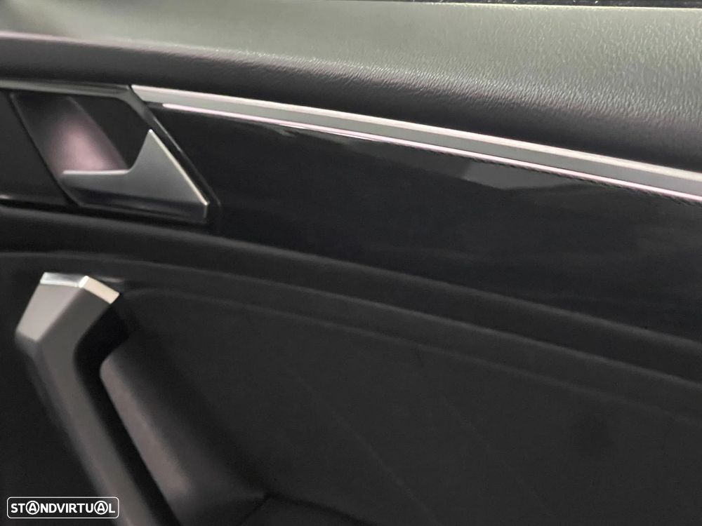 VW Tiguan Allspace 2.0 TDI Highline DSG - 34
