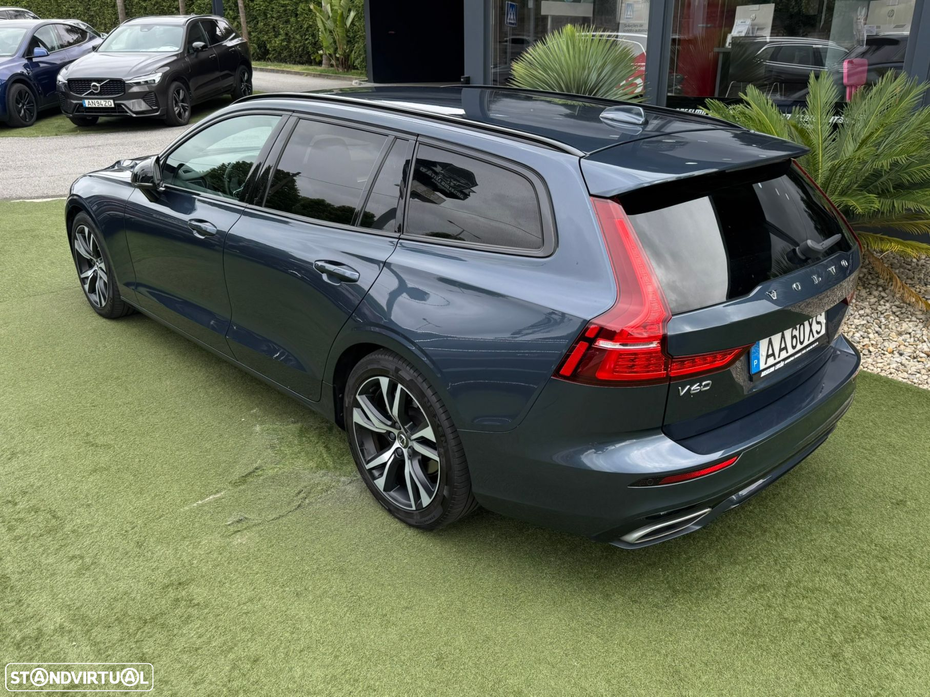 Volvo V60 2.0 D3 R-Design Geartronic - 14