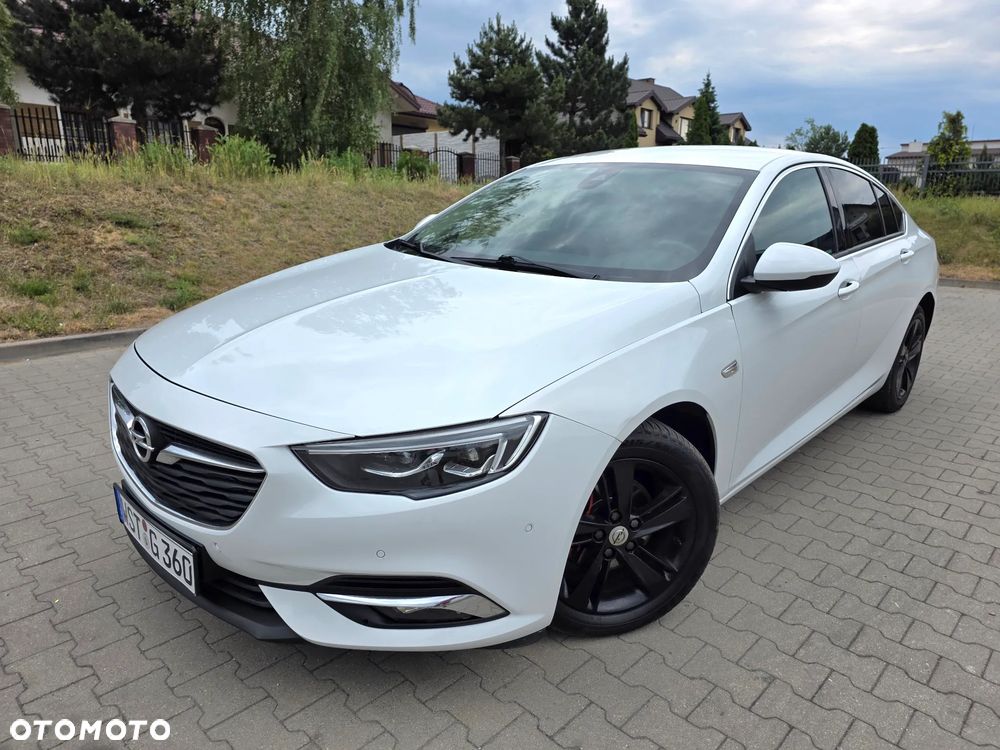 Opel Insignia - 20