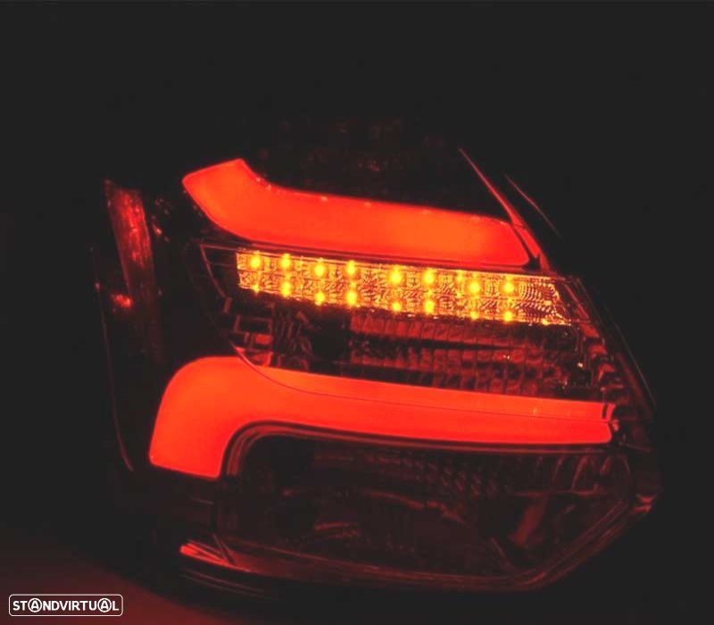FAROLINS TRASEIROS FOCUS 3 HATCHBACK 11-14 INTERMITENTE LED DINÂMICO FUMADOS - 3