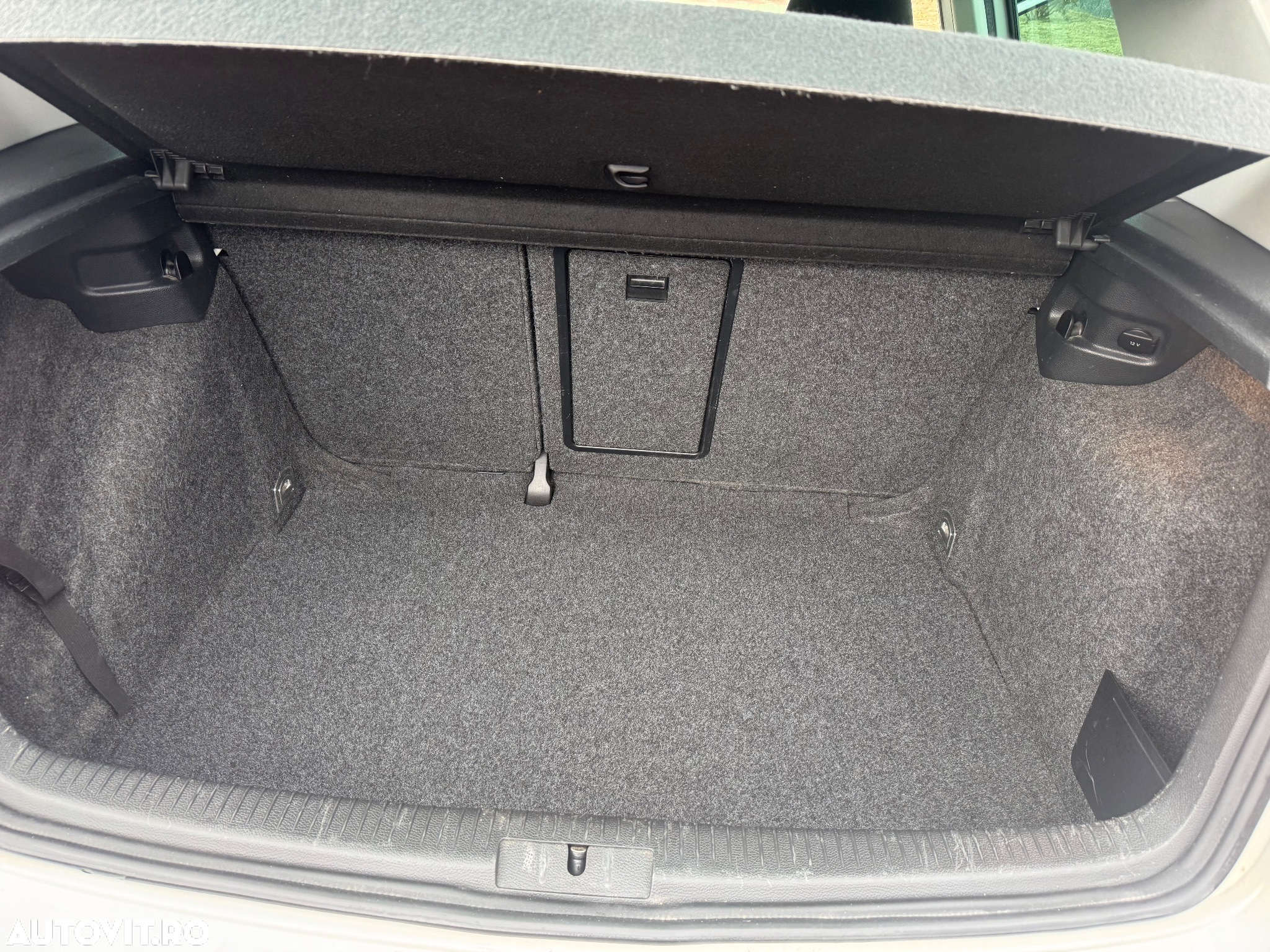 Volkswagen Golf 1.4 Comfortline - 14