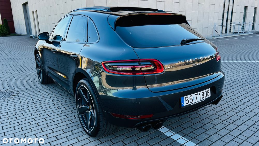 Porsche Macan - 3