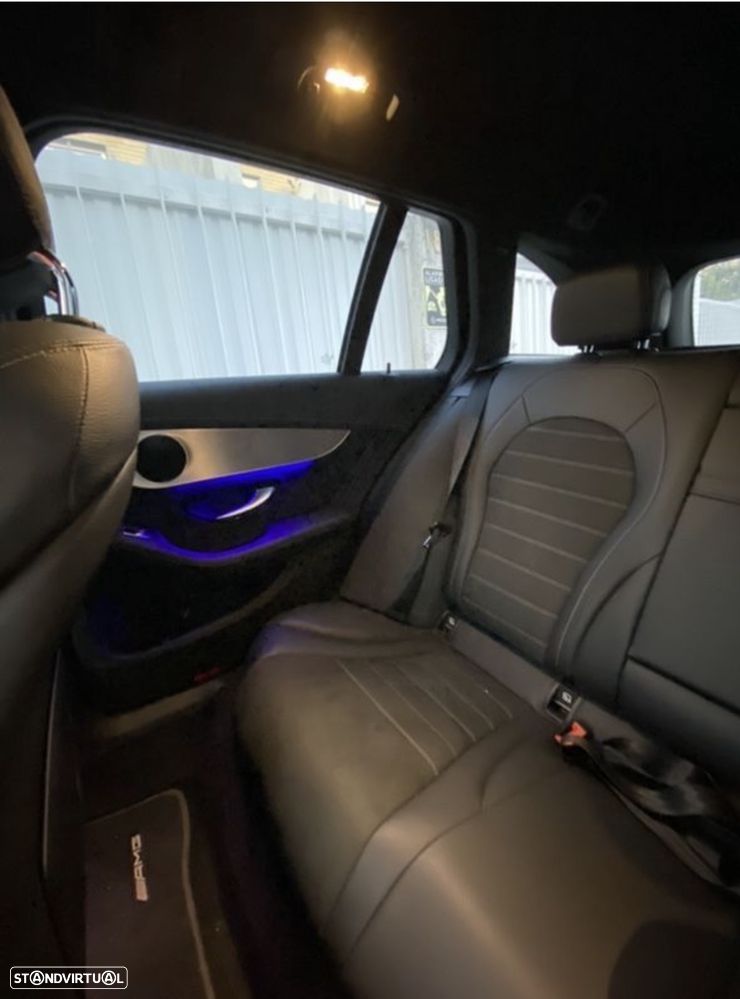 Mercedes-Benz C 300 de AMG Line - 9