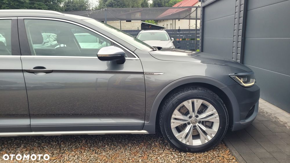 Volkswagen Passat Alltrack 2.0 TDI SCR 4Motion DSG (BMT) - 17