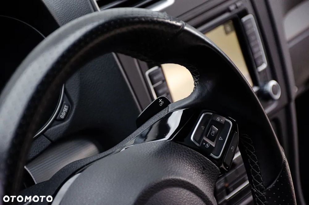 Volkswagen Golf VI 2.0 TSI 4Mot R DSG - 40