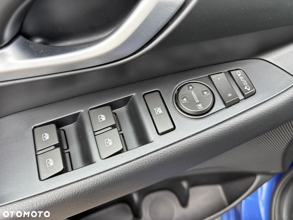 Hyundai i30 blue Kombi 1.6 CRDi Passion - 26