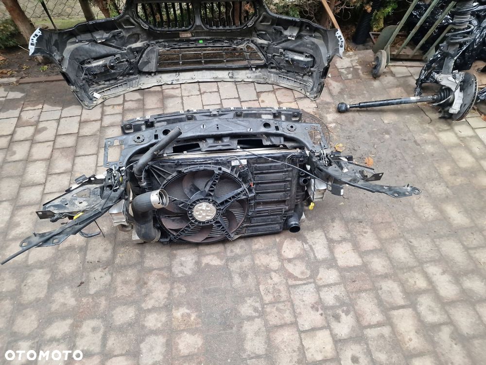 zderzak maska lampa pas przedni bmw x1 f48 2020 rok lift - 9