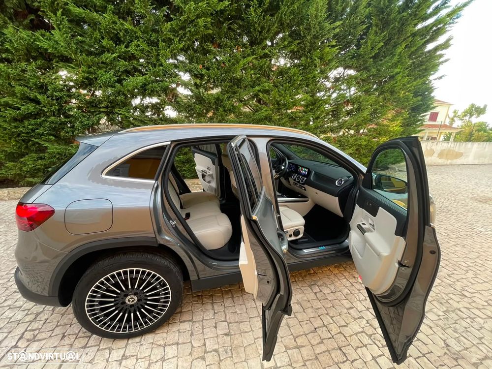 Mercedes-Benz EQA 250+ - 10