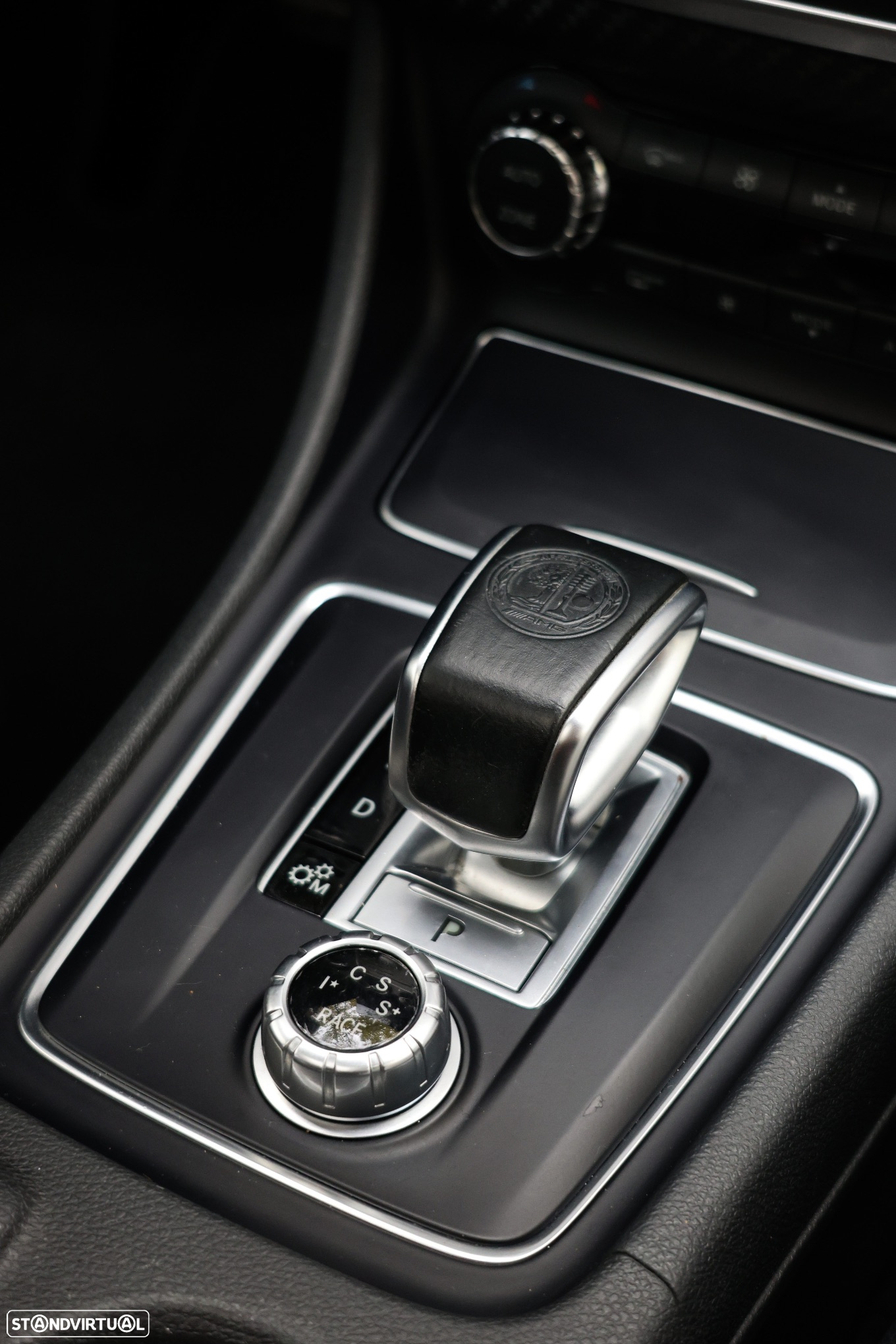 Mercedes-Benz A 45 AMG 4-Matic - 9
