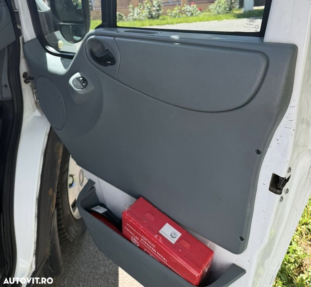 Ford Transit - 6