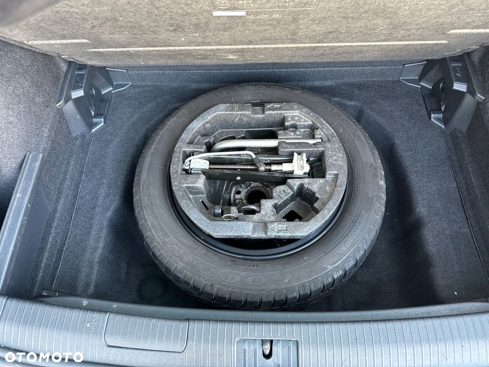 Volkswagen Golf Sportsvan - 29