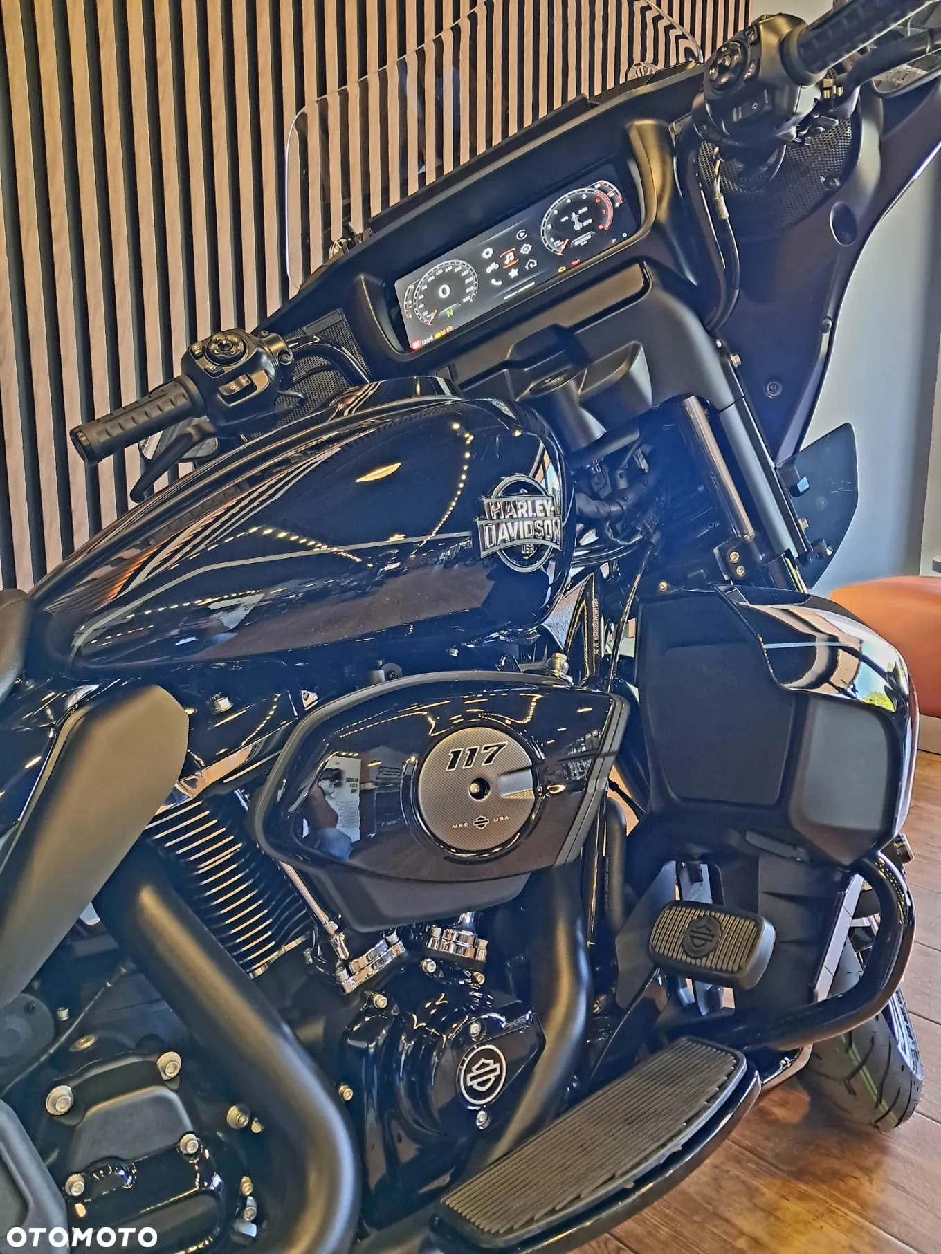 Harley-Davidson Touring Street Glide - 4