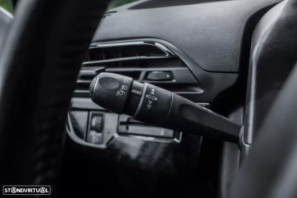 Citroën Grand C4 Spacetourer - 13