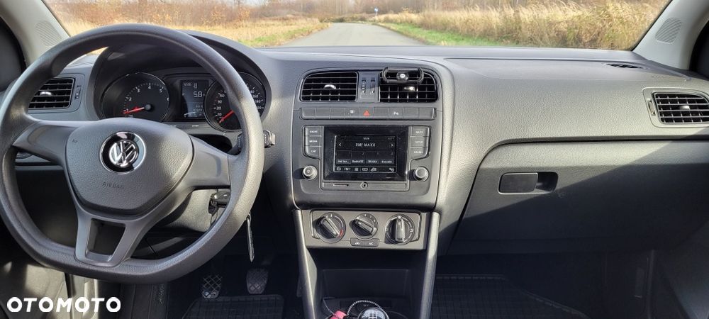 Volkswagen Polo 2016 photo 3
