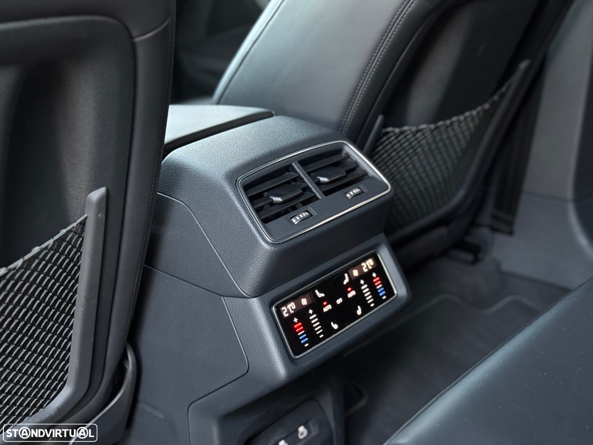 Audi e-tron Sportback S quattro - 11