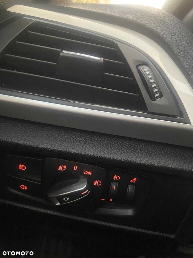 BMW Seria 1 - 28
