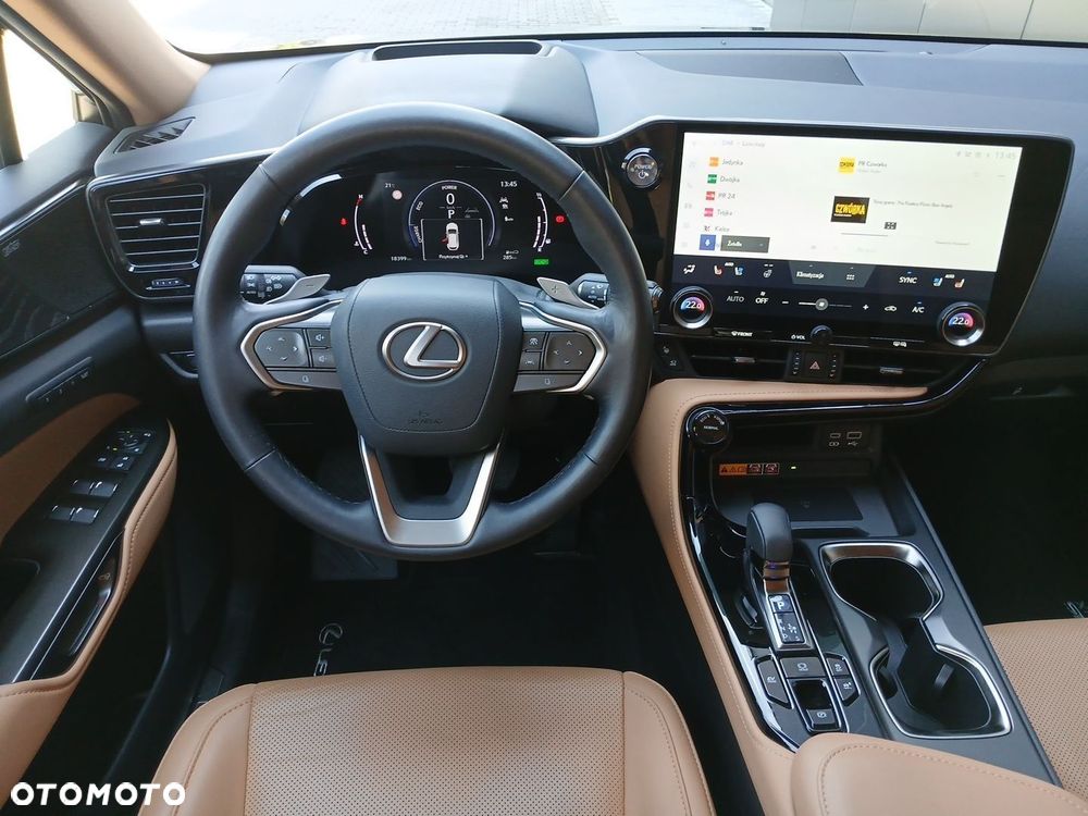 Lexus NX 350h Omotenashi AWD - 16