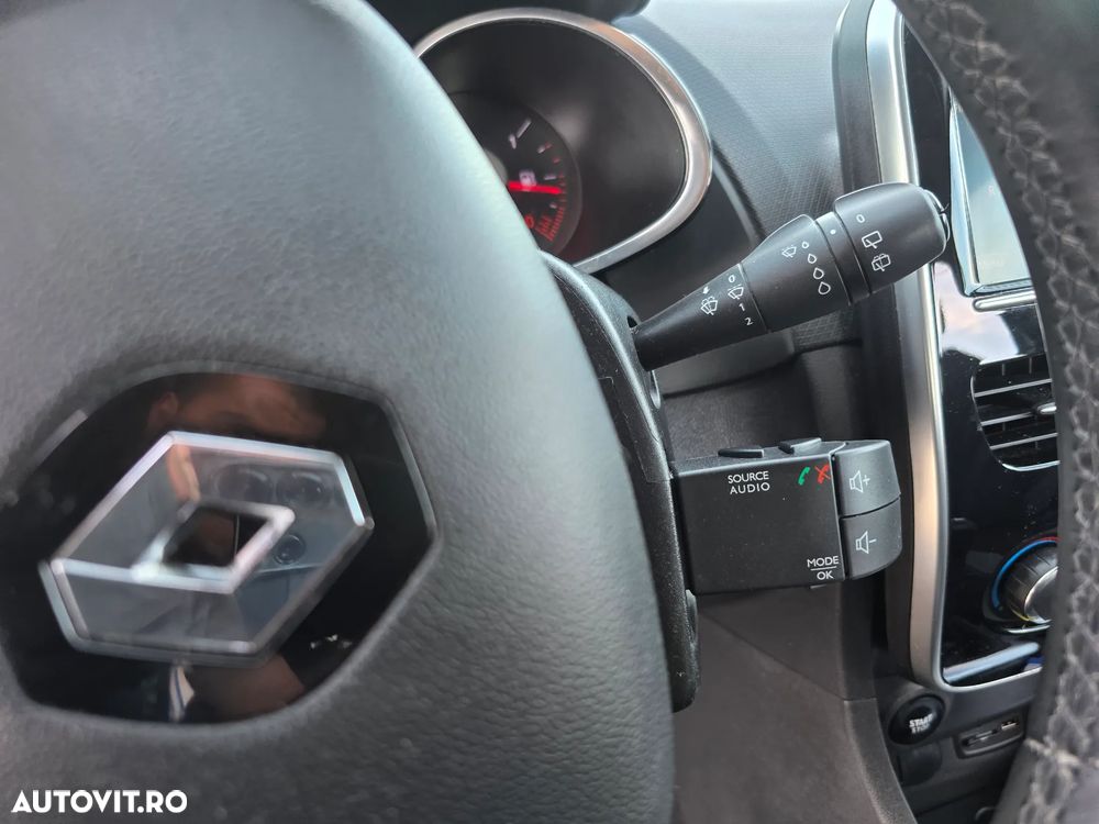 Renault Clio ENERGY TCe 90 Start & Stop LIMITED - 25